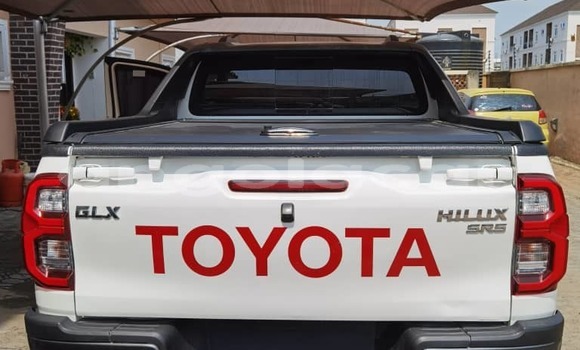 Comprar Usado Toyota Hilux Branco Carro em Luanda em Luanda Province Comprar Usado Toyota Hilux Branco Carro em Luanda em Luanda Province