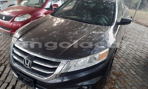 Comprar Usado Honda Crosstour Preto Carro em Luanda em Luanda Province