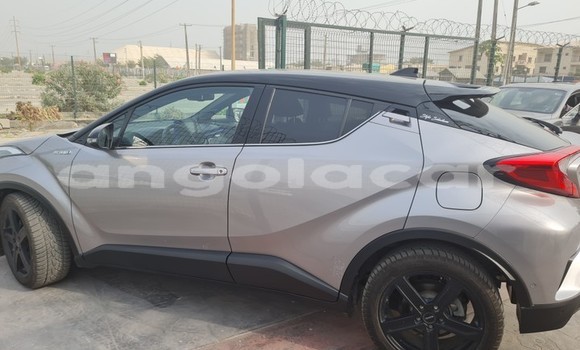 Comprar Usado Toyota C-HR Outro Carro em Luanda em Luanda Province Comprar Usado Toyota C-HR Outro Carro em Luanda em Luanda Province