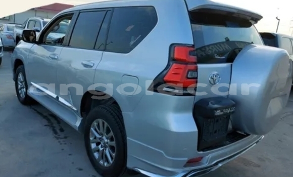 Comprar Usado Toyota Land Cruiser Prata Carro em Luanda em Luanda Province Comprar Usado Toyota Land Cruiser Prata Carro em Luanda em Luanda Province