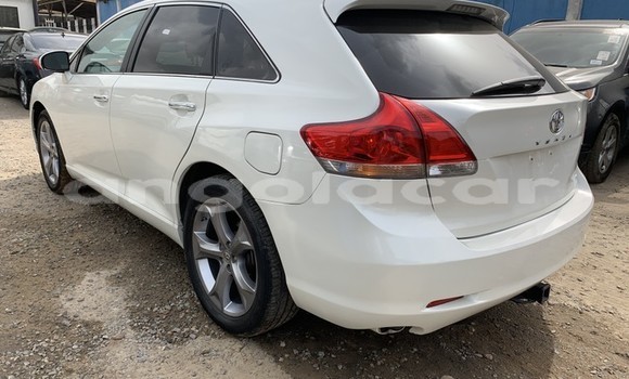 Acheter Occasion Voiture Toyota Avanza Blanc à Luanda, Province de Luanda