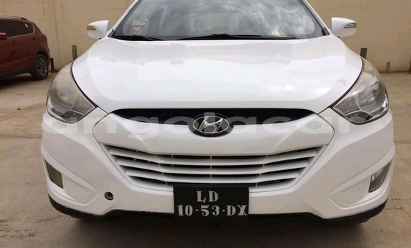 Acheter Occasion Voiture Hyundai Tucson Blanc à Longonjo, Huambo Acheter Occasion Voiture Hyundai Tucson Blanc à Longonjo, Huambo