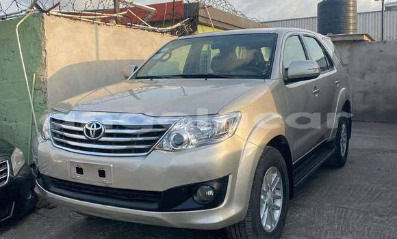 Acheter Occasion Voiture Toyota Fortuner Autre à Luanda, Province de Luanda Acheter Occasion Voiture Toyota Fortuner Autre à Luanda, Province de Luanda