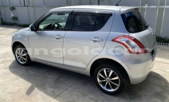Buy Used Suzuki Swift Silver Car in Luanda in Luanda Province Buy Used Suzuki Swift Silver Car in Luanda in Luanda Province