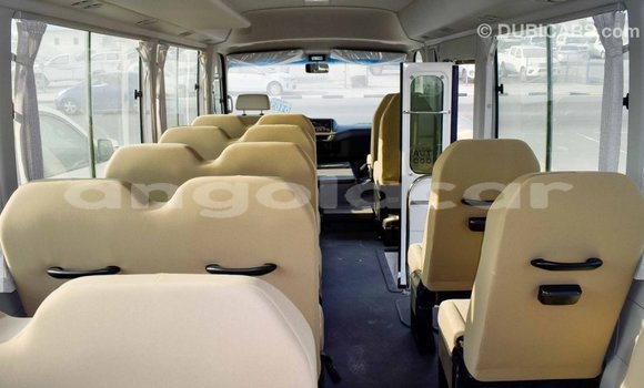 Comprar Importar Toyota Coaster Branco Carro em Import - Dubai em Bengo Province Comprar Importar Toyota Coaster Branco Carro em Import - Dubai em Bengo Province