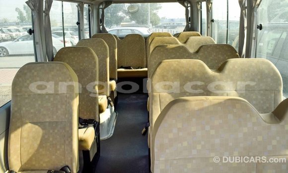 Comprar Importar Toyota Coaster Branco Carro em Import - Dubai em Bengo Province Comprar Importar Toyota Coaster Branco Carro em Import - Dubai em Bengo Province