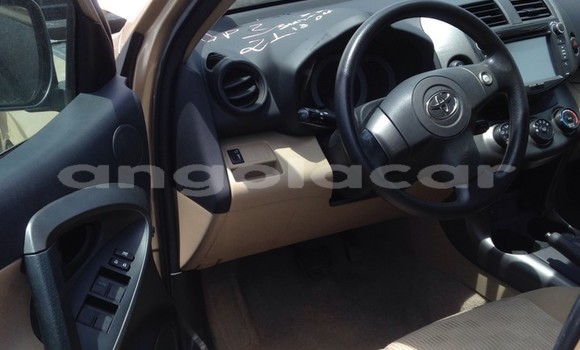 Comprar Usado Toyota RAV4 Prata Carro em Luanda em Luanda Province Comprar Usado Toyota RAV4 Prata Carro em Luanda em Luanda Province
