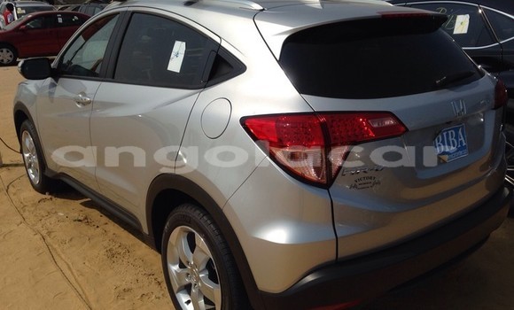 Comprar Usado Honda HR–V Prata Carro em Luanda em Luanda Province Comprar Usado Honda HR–V Prata Carro em Luanda em Luanda Province