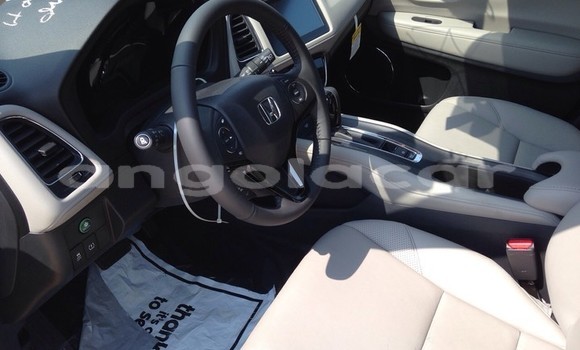 Comprar Usado Honda HR–V Prata Carro em Luanda em Luanda Province Comprar Usado Honda HR–V Prata Carro em Luanda em Luanda Province