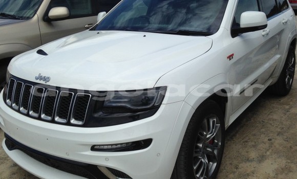 Comprar Usado Jeep Grand Cherokee Branco Carro em Luanda em Luanda Province Comprar Usado Jeep Grand Cherokee Branco Carro em Luanda em Luanda Province
