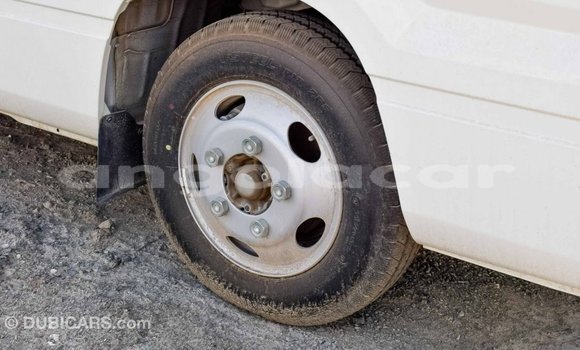 Comprar Importar Toyota Coaster Branco Carro em Import - Dubai em Bengo Province Comprar Importar Toyota Coaster Branco Carro em Import - Dubai em Bengo Province