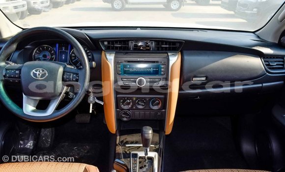 Comprar Importar Toyota Fortuner Outro Carro em Import - Dubai em Bengo Province Comprar Importar Toyota Fortuner Outro Carro em Import - Dubai em Bengo Province