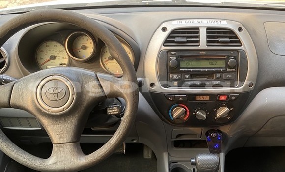 Comprar Usado Toyota RAV4 Outro Carro em Luanda em Luanda Province Comprar Usado Toyota RAV4 Outro Carro em Luanda em Luanda Province
