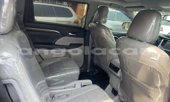 Comprar Usado Toyota Highlander Outro Carro em Luanda em Luanda Province Comprar Usado Toyota Highlander Outro Carro em Luanda em Luanda Province