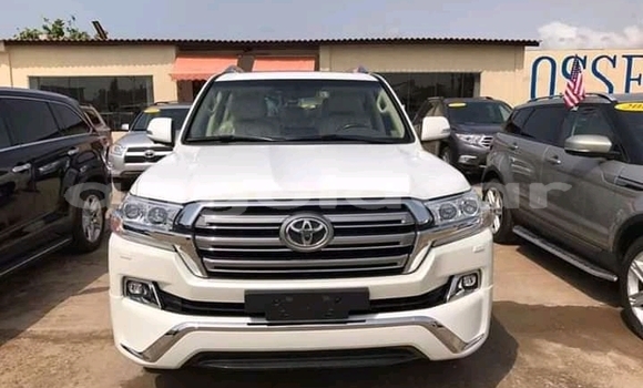 Comprar Usado Toyota Land Cruiser Prado Outro Carro em Luanda em Luanda Province