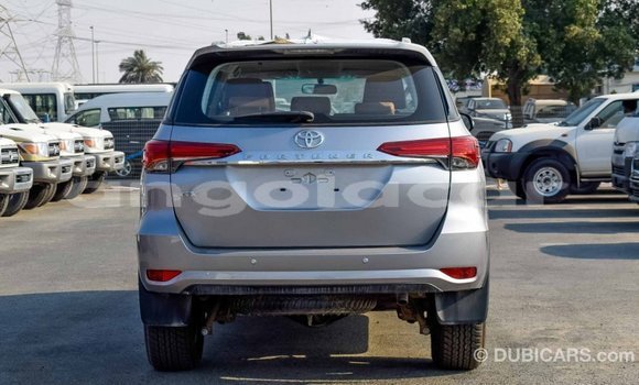 Comprar Importar Toyota Fortuner Outro Carro em Import - Dubai em Bengo Province Comprar Importar Toyota Fortuner Outro Carro em Import - Dubai em Bengo Province