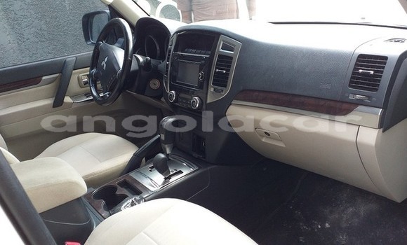 Comprar Usado Mitsubishi Pajero Vermelho Carro em Luanda em Luanda Province Comprar Usado Mitsubishi Pajero Vermelho Carro em Luanda em Luanda Province