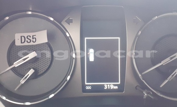 Comprar Usado Toyota Hilux Prata Carro em Luanda em Luanda Province Comprar Usado Toyota Hilux Prata Carro em Luanda em Luanda Province