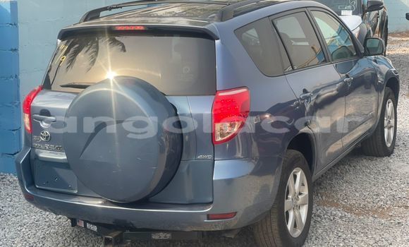 Comprar Usado Toyota RAV4 Azul Carro em Luanda em Luanda Province Comprar Usado Toyota RAV4 Azul Carro em Luanda em Luanda Province
