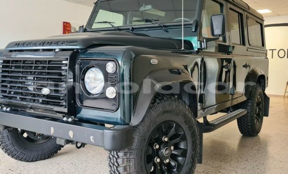 Comprar Usado Land Rover Defender Preto Carro em Luanda em Luanda Province