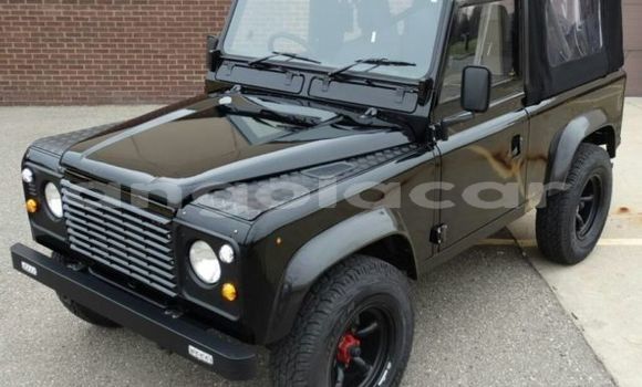 Acheter Occasion Voiture Land Rover Defender Noir à Luanda, Province de Luanda Acheter Occasion Voiture Land Rover Defender Noir à Luanda, Province de Luanda
