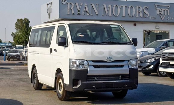 Buy Import Toyota Hiace White Car in Import - Dubai in Bengo Province Buy Import Toyota Hiace White Car in Import - Dubai in Bengo Province