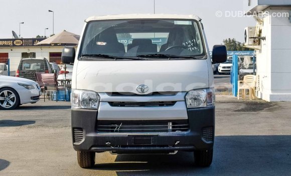 Buy Import Toyota Hiace White Car in Import - Dubai in Bengo Province Buy Import Toyota Hiace White Car in Import - Dubai in Bengo Province