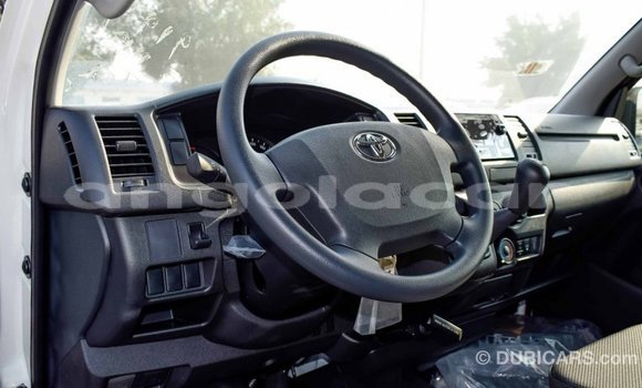 Buy Import Toyota Hiace White Car in Import - Dubai in Bengo Province Buy Import Toyota Hiace White Car in Import - Dubai in Bengo Province