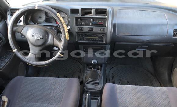 Comprar Usado Toyota RAV4 Prata Carro em Luanda em Luanda Province Comprar Usado Toyota RAV4 Prata Carro em Luanda em Luanda Province