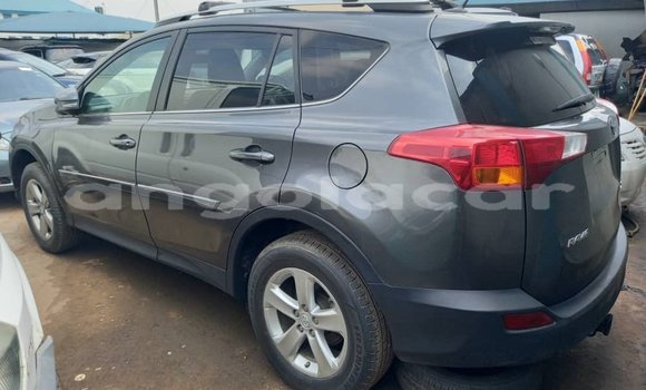 Comprar Usado Toyota RAV4 Prata Carro em Luanda em Luanda Province Comprar Usado Toyota RAV4 Prata Carro em Luanda em Luanda Province