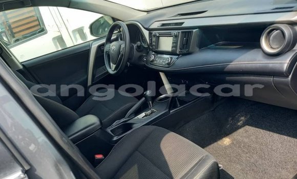 Comprar Usado Toyota RAV4 Prata Carro em Luanda em Luanda Province Comprar Usado Toyota RAV4 Prata Carro em Luanda em Luanda Province