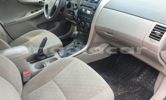 Acheter Occasion Voiture Toyota Corolla Bleu à Luanda, Province de Luanda Acheter Occasion Voiture Toyota Corolla Bleu à Luanda, Province de Luanda