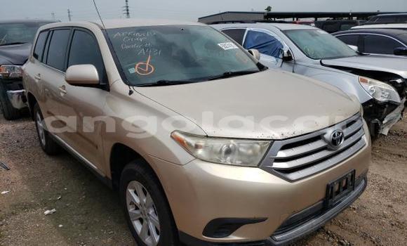 Acheter Occasion Voiture Toyota Highlander Gris à Luanda, Province de Luanda Acheter Occasion Voiture Toyota Highlander Gris à Luanda, Province de Luanda