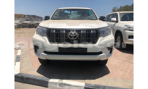 Comprar Importar Toyota Prado Branco Carro em Import - Dubai em Bengo Province Comprar Importar Toyota Prado Branco Carro em Import - Dubai em Bengo Province