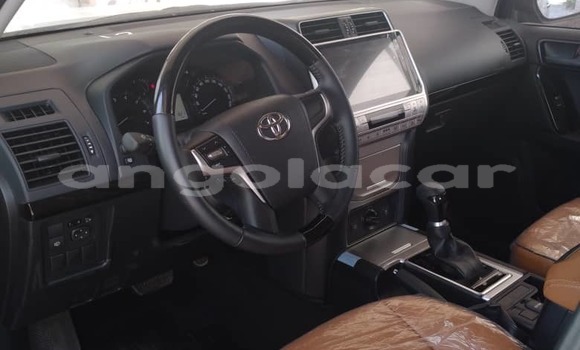 Buy Used Toyota Land Cruiser Prado Black Car in Luanda in Luanda Province Buy Used Toyota Land Cruiser Prado Black Car in Luanda in Luanda Province