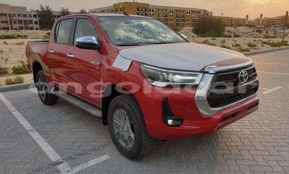 Acheter Occasion Voiture Toyota Hilux Rouge à Namibe, Province de Namibe Acheter Occasion Voiture Toyota Hilux Rouge à Namibe, Province de Namibe