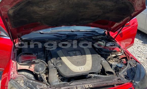Comprar Usado Mercedes-Benz 250 Vermelho Carro em Luanda em Luanda Province Comprar Usado Mercedes-Benz 250 Vermelho Carro em Luanda em Luanda Province
