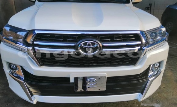 Comprar Usado Toyota Land Cruiser Outro Carro em Luanda em Luanda Province