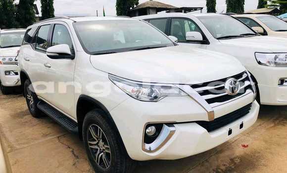 Comprar Usado Toyota Fortuner Branco Carro em Luanda em Luanda Province Comprar Usado Toyota Fortuner Branco Carro em Luanda em Luanda Province