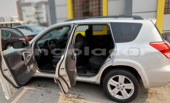 Buy Used Toyota RAV4 Other Car in Luanda in Luanda Province