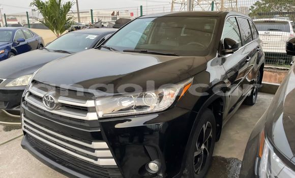 Acheter Occasion Voiture Toyota Highlander Noir à Luanda, Province de Luanda Acheter Occasion Voiture Toyota Highlander Noir à Luanda, Province de Luanda