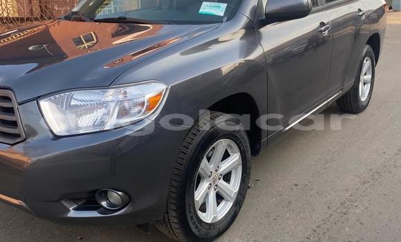 Comprar Usado Toyota Highlander Preto Carro em Luanda em Luanda Province