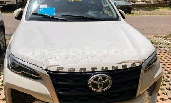Buy Used Toyota Fortuner Other Car in Luanda in Luanda Province Buy Used Toyota Fortuner Other Car in Luanda in Luanda Province
