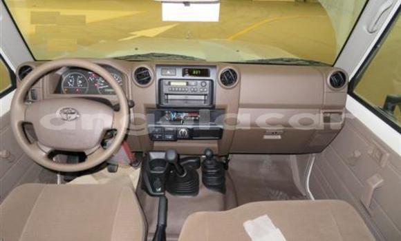 Buy Used Toyota Land Cruiser Other Car in Luanda in Luanda Province Buy Used Toyota Land Cruiser Other Car in Luanda in Luanda Province