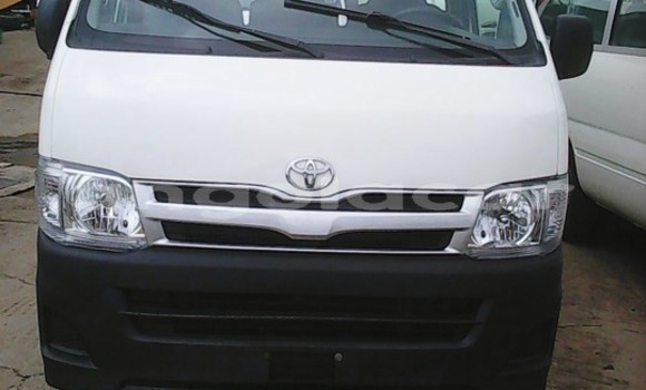 Comprar Usado Toyota Hiace Outro Carro em Luanda em Luanda Province