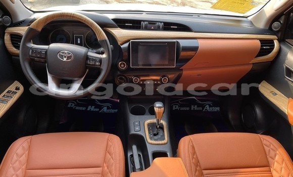 Comprar Usado Toyota Hilux Branco Carro em Luanda em Luanda Province Comprar Usado Toyota Hilux Branco Carro em Luanda em Luanda Province