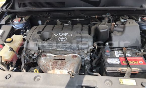 Comprar Usado Toyota RAV4 Azul Carro em Luanda em Luanda Province Comprar Usado Toyota RAV4 Azul Carro em Luanda em Luanda Province