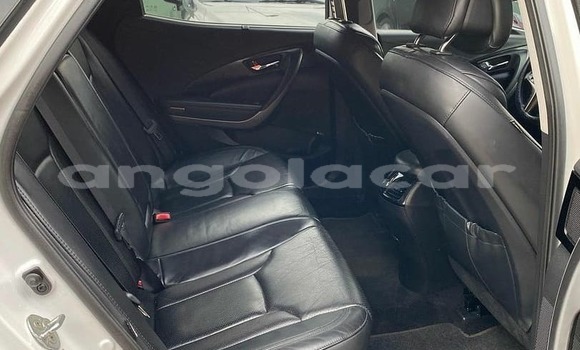 Acheter Occasion Voiture Hyundai Azera Blanc à Luanda, Province de Luanda Acheter Occasion Voiture Hyundai Azera Blanc à Luanda, Province de Luanda