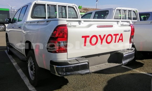 Comprar Usado Toyota Hilux Branco Carro em Luanda em Luanda Province Comprar Usado Toyota Hilux Branco Carro em Luanda em Luanda Province