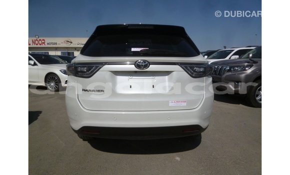 Comprar Importar Toyota Harrier Branco Carro em Import - Dubai em Bengo Province Comprar Importar Toyota Harrier Branco Carro em Import - Dubai em Bengo Province
